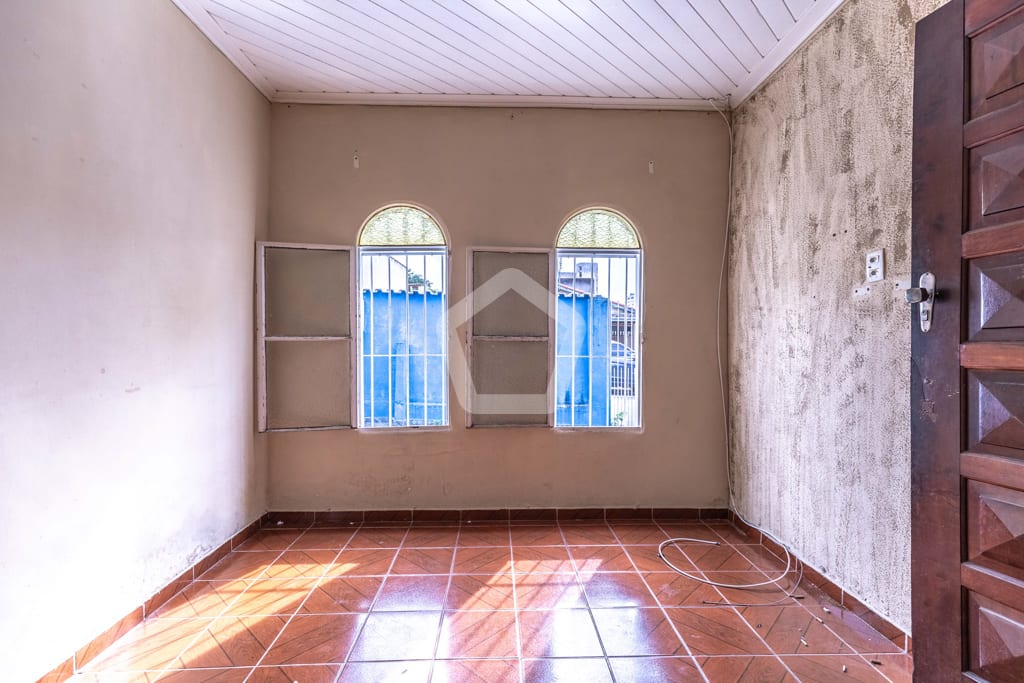 Imagem do imóvel ID-34593 na Rua Diamantina, Jardim Ismênia, São José dos Campos - SP