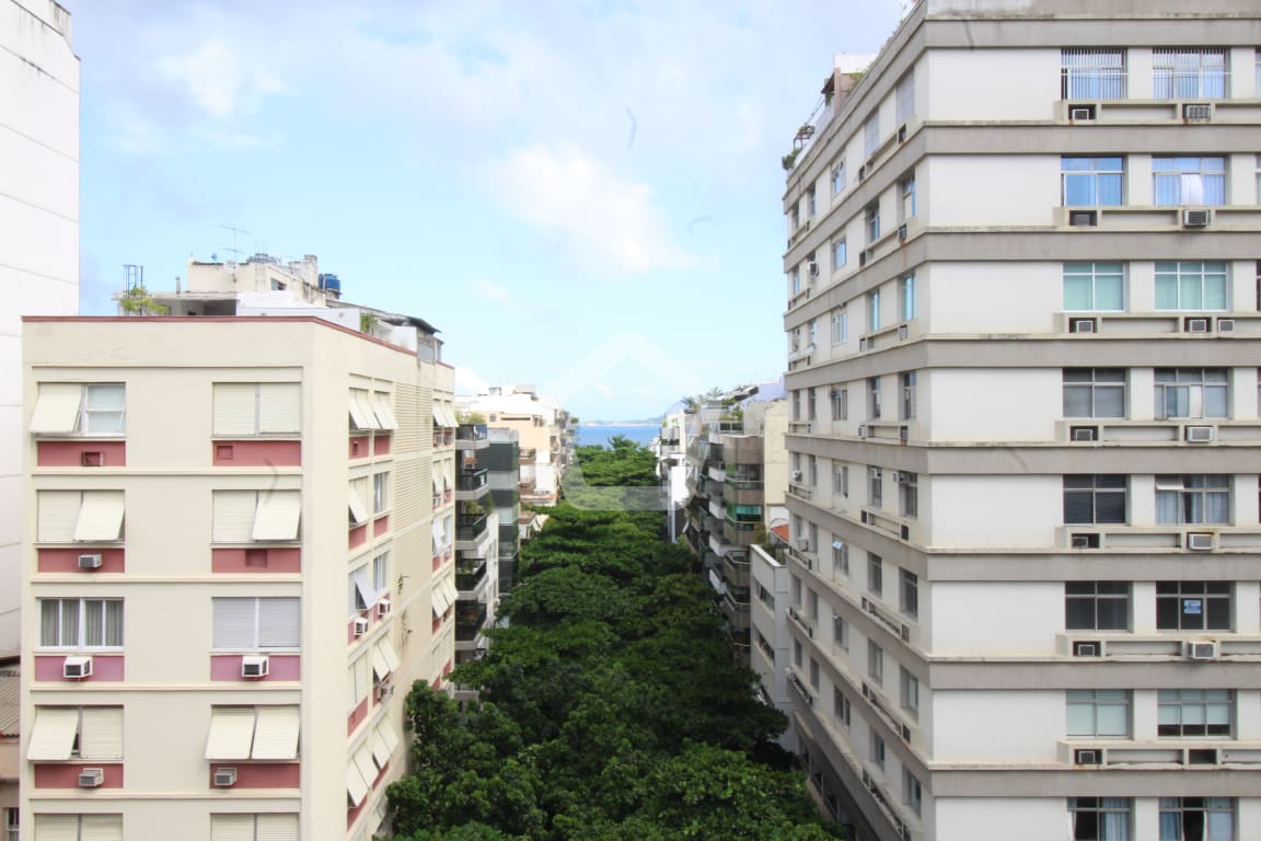 Imagem do imóvel ID-110 na Avenida Ataulfo de Paiva, Leblon, Rio de Janeiro - RJ