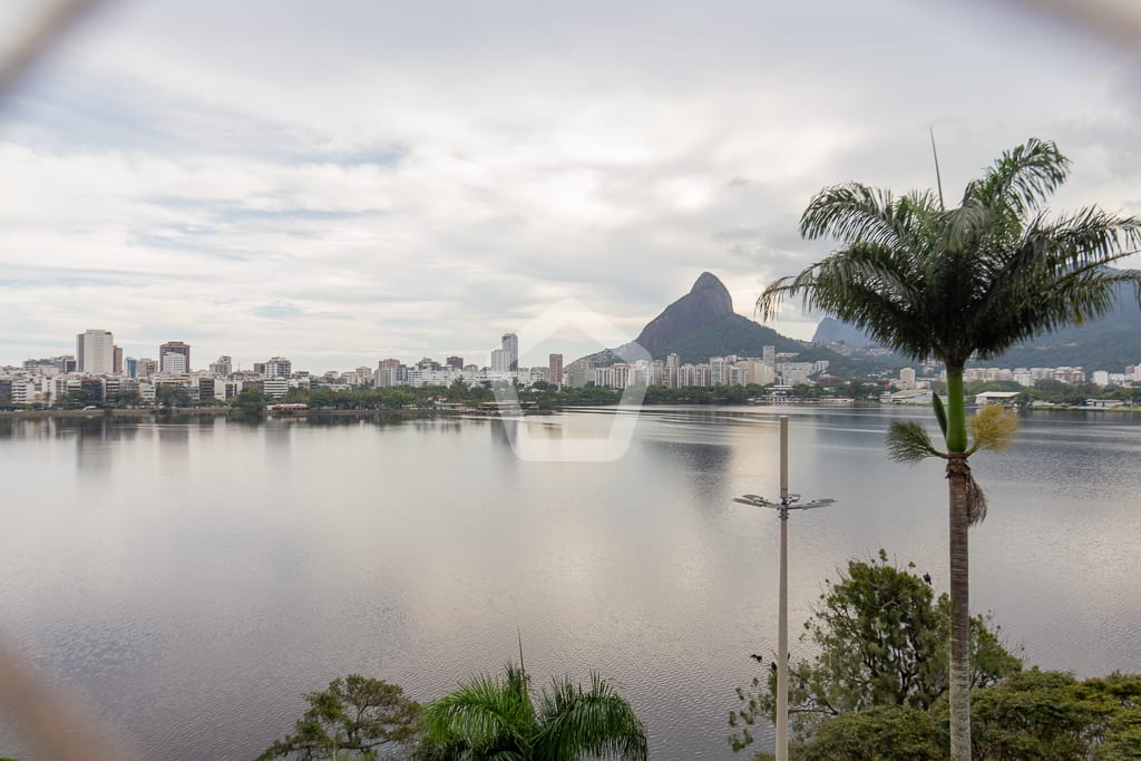 Imagem do imóvel ID-68829 na Avenida Epitácio Pessoa, Lagoa, Rio de Janeiro - RJ