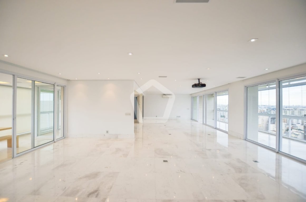 Imagem do imóvel ID-140225 na Rua Traipu, Pacaembu, São Paulo - SP