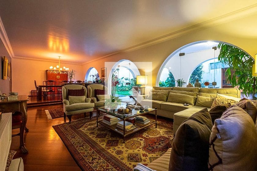 Imagem do imóvel ID-110177 na Rua Cardeal Cagliori, Alto de Pinheiros, São Paulo - SP