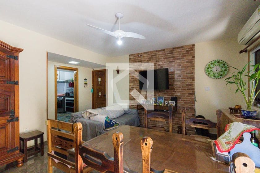 Imagem do imóvel ID-105748 na Rua Zoroastro Pamplona, Freguesia, Rio de Janeiro - RJ