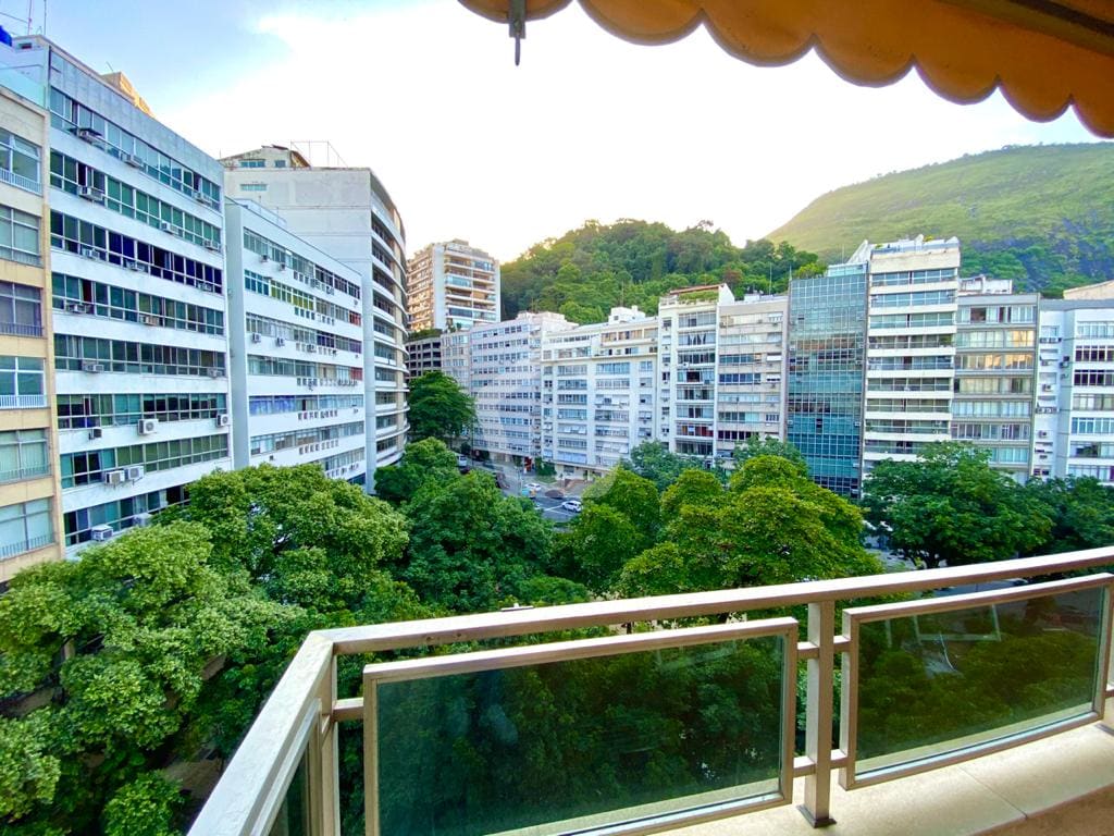 Imagem do imóvel ID-25683 na Praça Eugênio Jardim, Copacabana, Rio de Janeiro - RJ