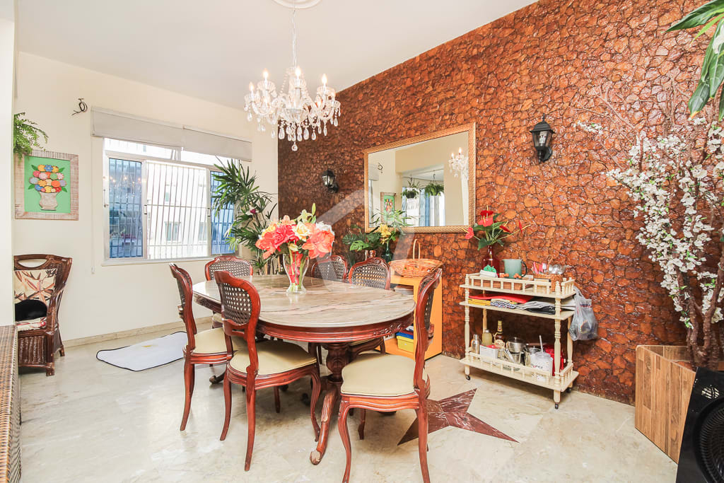 Imagem do imóvel ID-77882 na Avenida Nossa Senhora de Copacabana, Copacabana, Rio de Janeiro - RJ