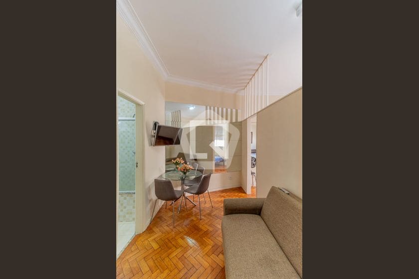 Imagem do imóvel ID-106253 na Rua Catete, Catete, Rio de Janeiro - RJ