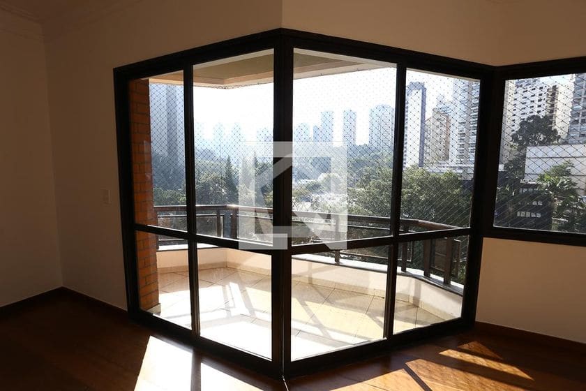 Imagem do imóvel ID-111251 na Rua Domingos Lopes da Silva, Portal do Morumbi, São Paulo - SP