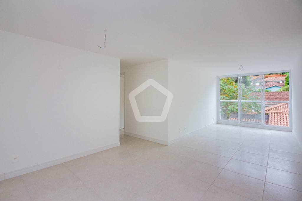 Imagem do imóvel ID-46887 na Rua Pereira da Silva, Laranjeiras, Rio de Janeiro - RJ