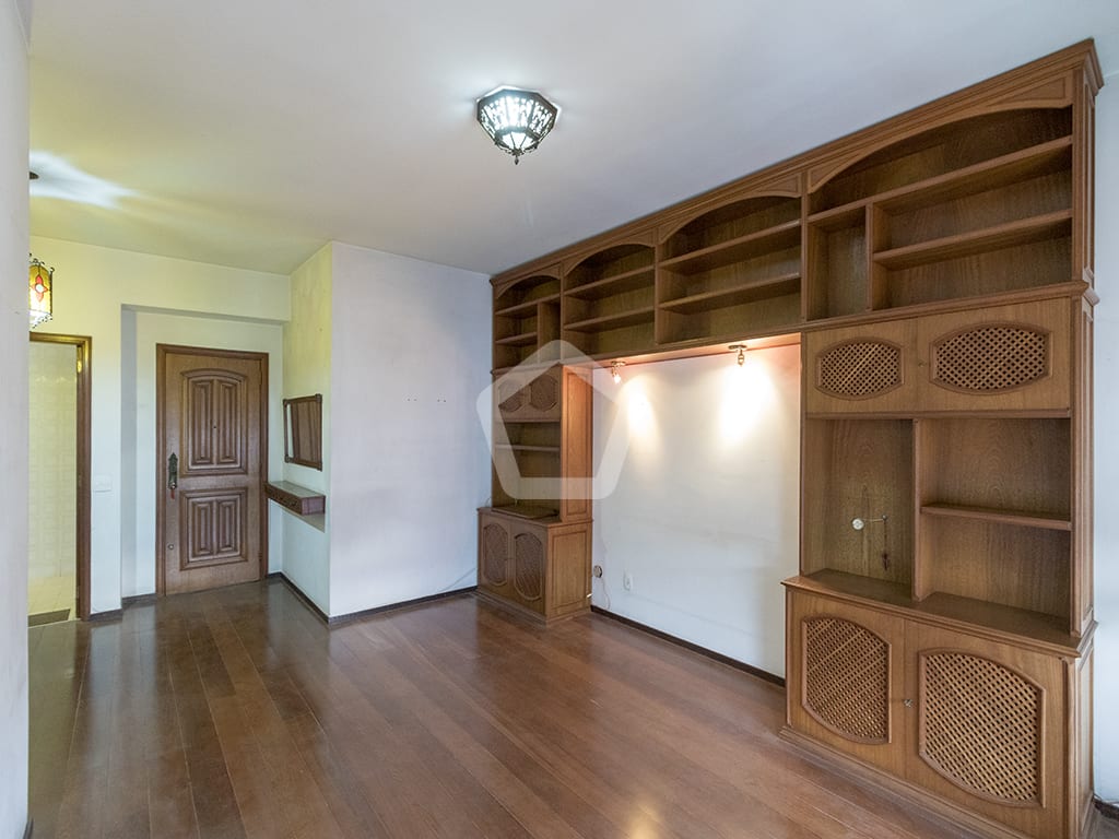 Imagem do imóvel ID-16370 na Rua Professor Luiz Cantanhede, Laranjeiras, Rio de Janeiro - RJ