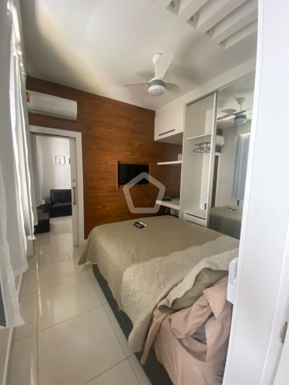 Imagem do imóvel ID-142717 na Avenida Nossa Senhora de Copacabana, Copacabana, Rio de Janeiro - RJ