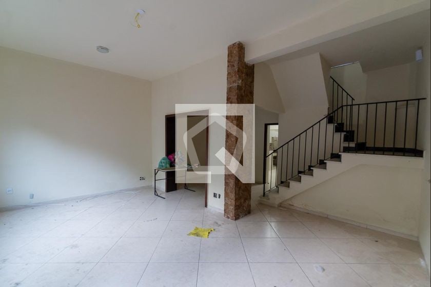 Imagem do imóvel ID-105351 na Rua Rosa E Silva, Grajaú, Rio de Janeiro - RJ