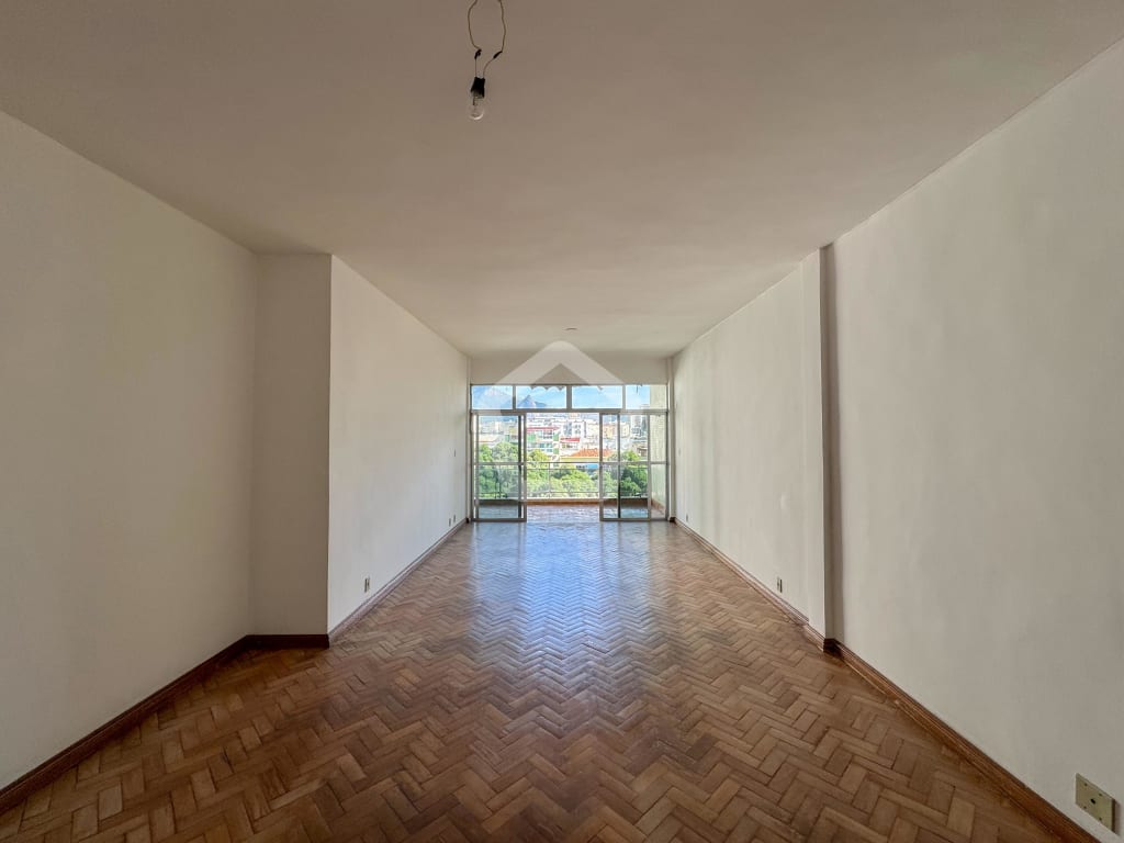 Imagem do imóvel ID-144309 na Rua Marquês de Valença, Tijuca, Rio de Janeiro - RJ