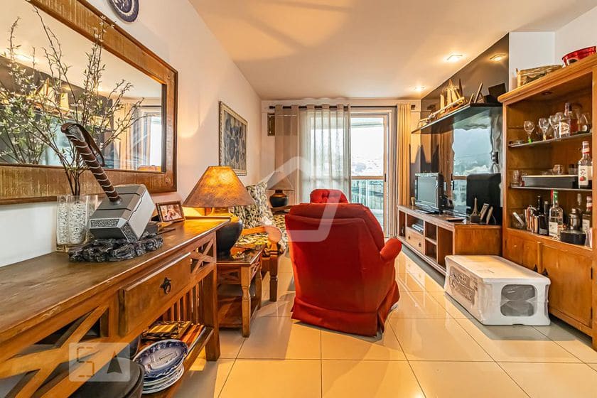 Imagem do imóvel ID-132300 na Estrada dos Três Rios, Freguesia, Rio de Janeiro - RJ