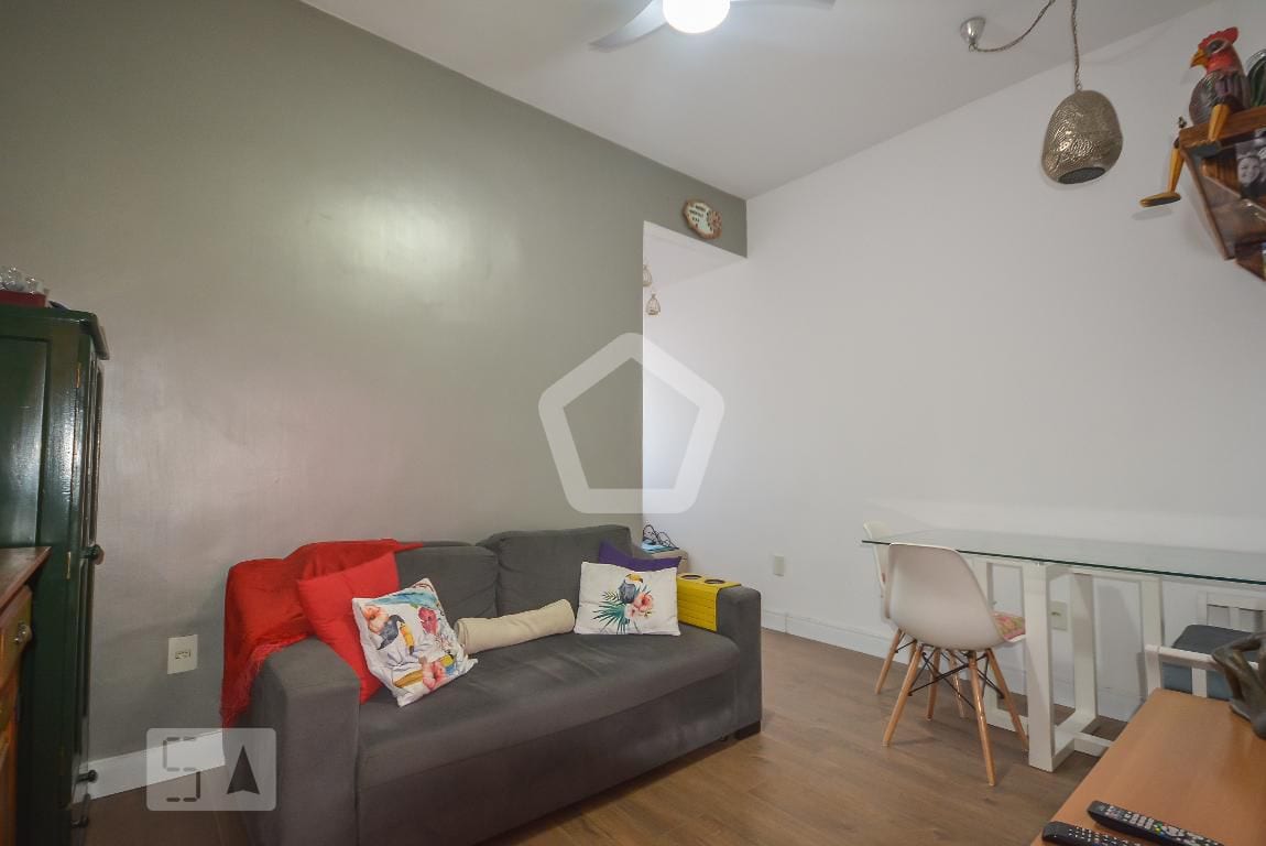 Imagem do imóvel ID-121182 na Rua Benjamin Constant, Glória, Rio de Janeiro - RJ