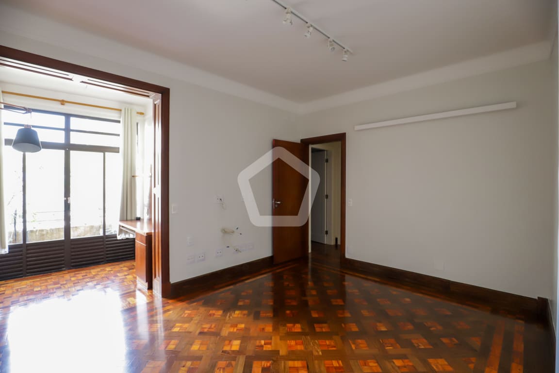 Imagem do imóvel ID-82054 na Praça Oswaldo Cruz, Bela Vista, São Paulo - SP