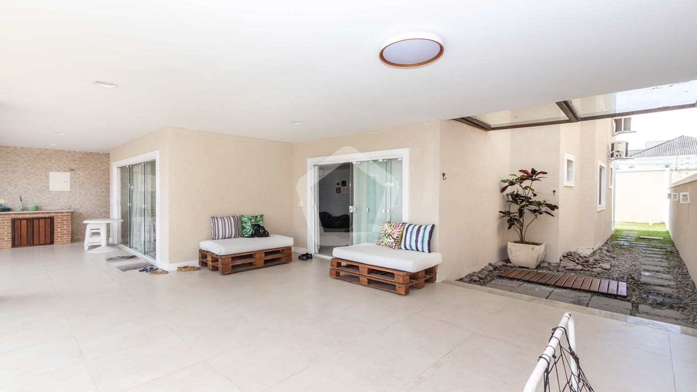 Imagem do imóvel ID-86343 na Avenida Aldemir Martins Condomínio Parc Des Palmiers, Recreio dos Bandeirantes, Rio de Janeiro - RJ