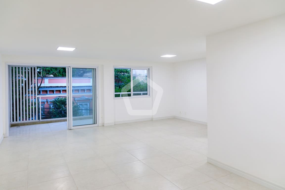 Imagem do imóvel ID-144049 na Rua Pereira da Silva, Laranjeiras, Rio de Janeiro - RJ