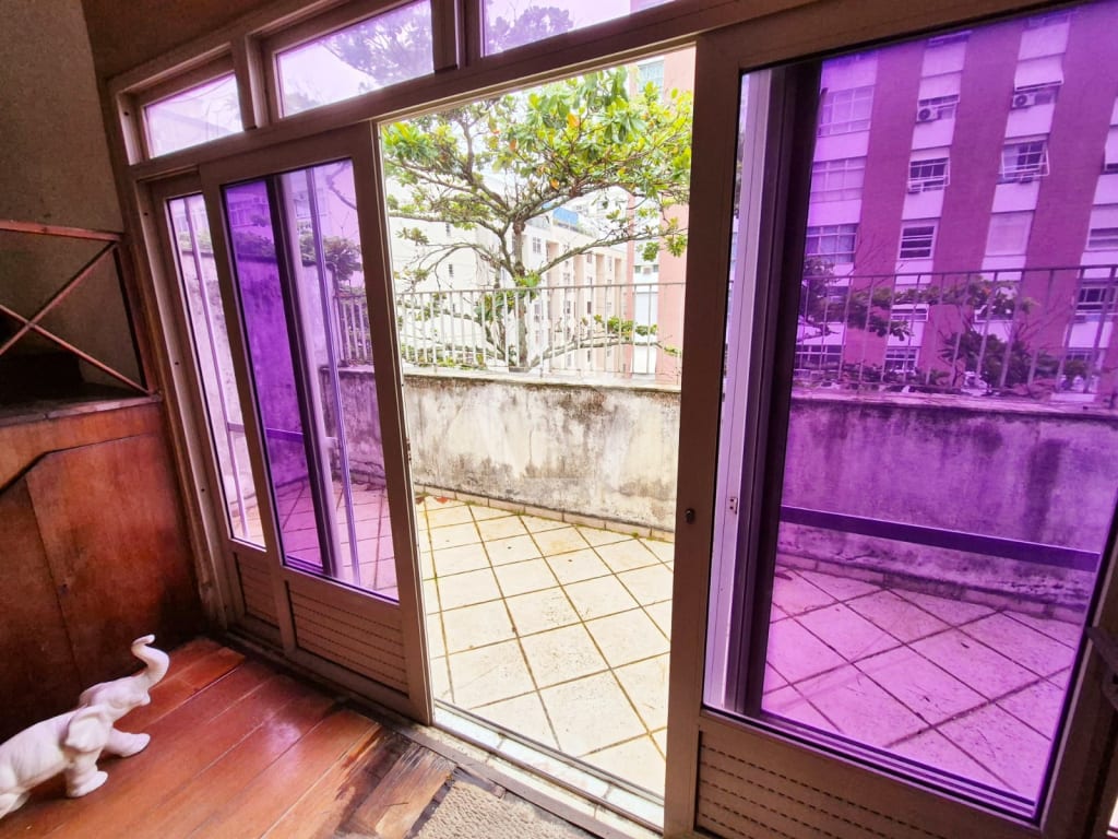 Imagem do imóvel ID-135007 na Rua Almirante Pereira Guimarães, Leblon, Rio de Janeiro - RJ