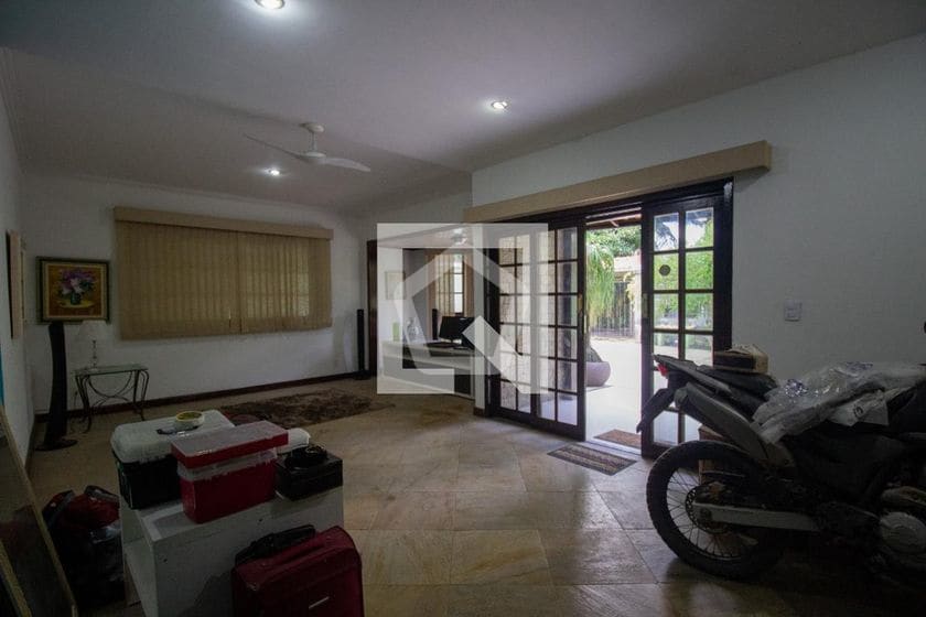 Imagem do imóvel ID-117179 na Rua Jornalista Luiz Eduardo Lobo, Vargem Pequena, Rio de Janeiro - RJ