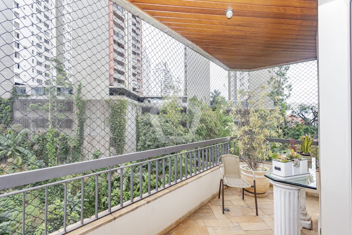 Imagem do imóvel ID-85352 na Rua Marie Nader Calfat, Panamby, São Paulo - SP