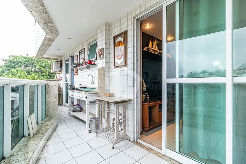 Imagem do imóvel ID-132300 na Estrada dos Três Rios, Freguesia, Rio de Janeiro - RJ