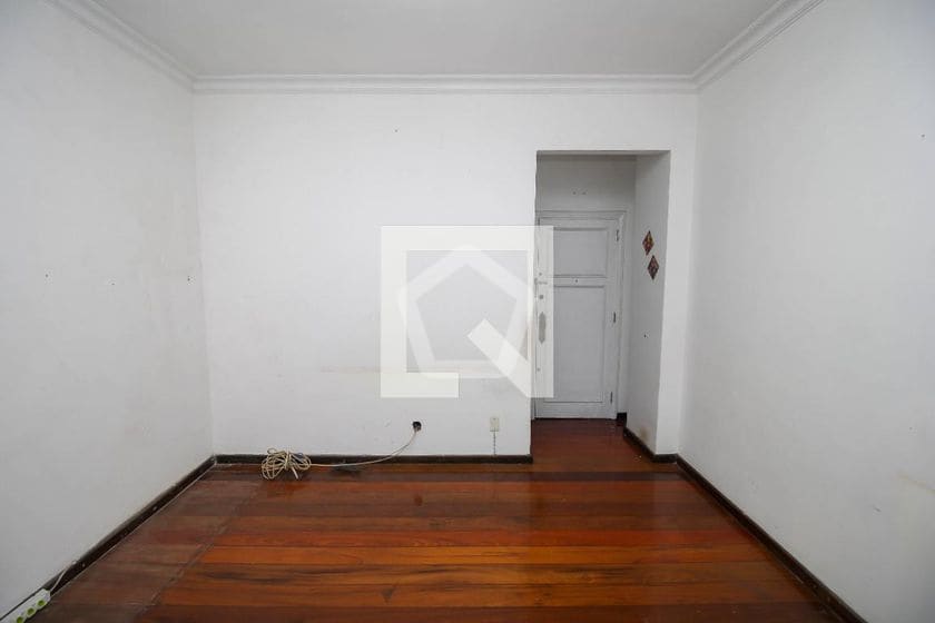 Imagem do imóvel ID-117030 na Rua Correia Dutra, Catete, Rio de Janeiro - RJ