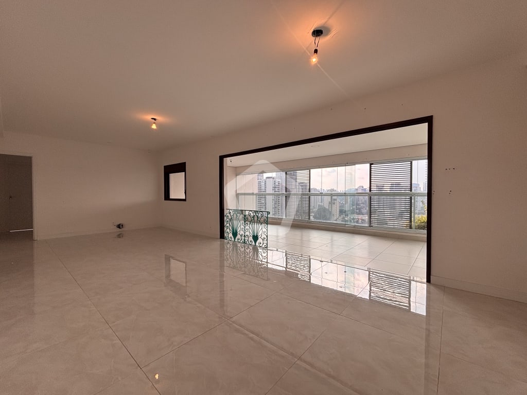 Imagem do imóvel ID-142266 na Rua das Margaridas, Jardim das Acácias, São Paulo - SP