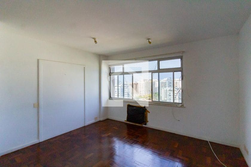 Imagem do imóvel ID-120263 na Rua Embaixador Carlos Taylor, Gávea, Rio de Janeiro - RJ