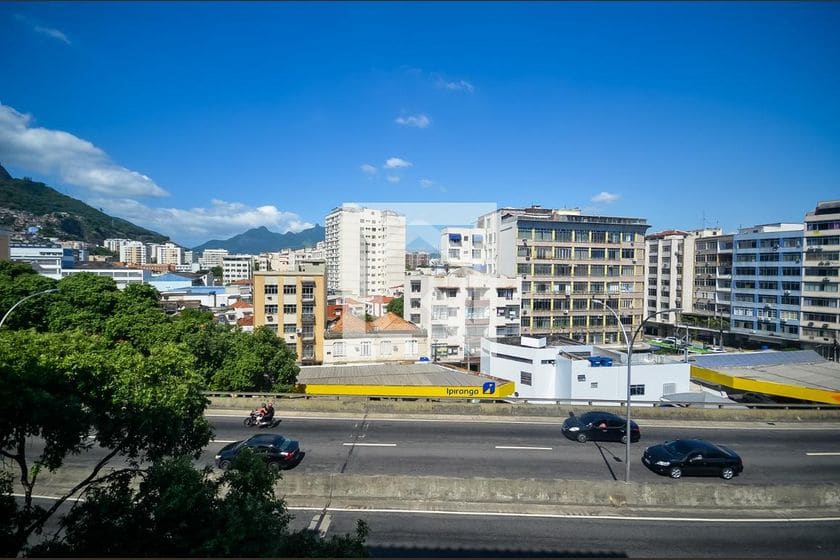 Imagem do imóvel ID-105340 na Avenida Paulo de Frontin, Rio Comprido, Rio de Janeiro - RJ