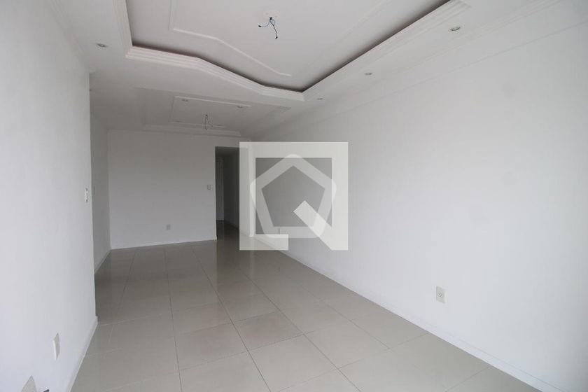 Imagem do imóvel ID-117136 na Estrada dos Três Rios, Freguesia, Rio de Janeiro - RJ