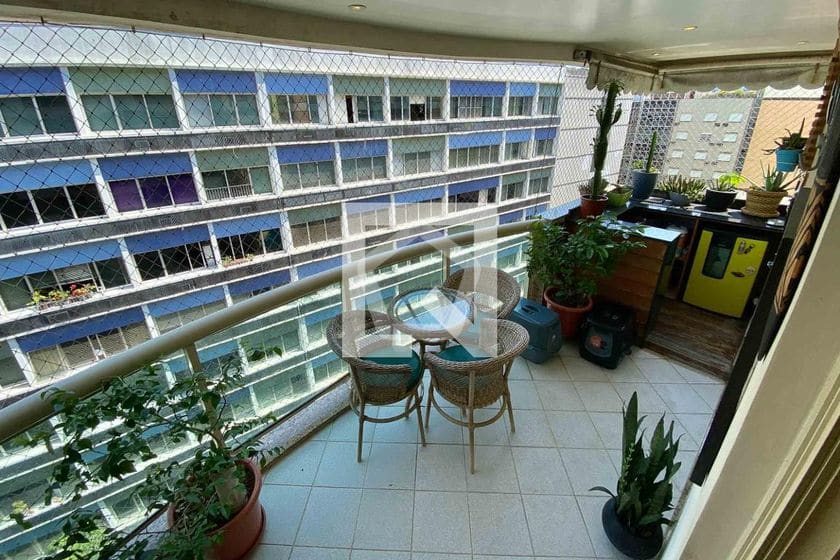 Imagem do imóvel ID-117003 na Rua Conrado Niemeyer, Copacabana, Rio de Janeiro - RJ