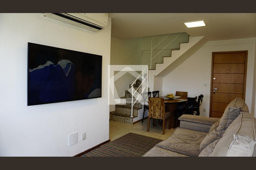 Imagem do imóvel ID-120104 na Avenida Jaime Poggi, Jacarepaguá, Rio de Janeiro - RJ