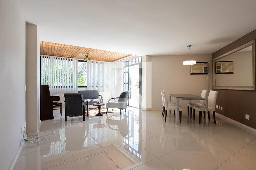 Imagem do imóvel ID-106410 na Rua Sérgio Branco Soares, Recreio, Rio de Janeiro - RJ