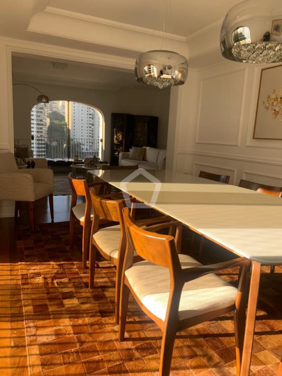 Imagem do imóvel ID-97169 na Rua Traipu, Pacaembu, São Paulo - SP