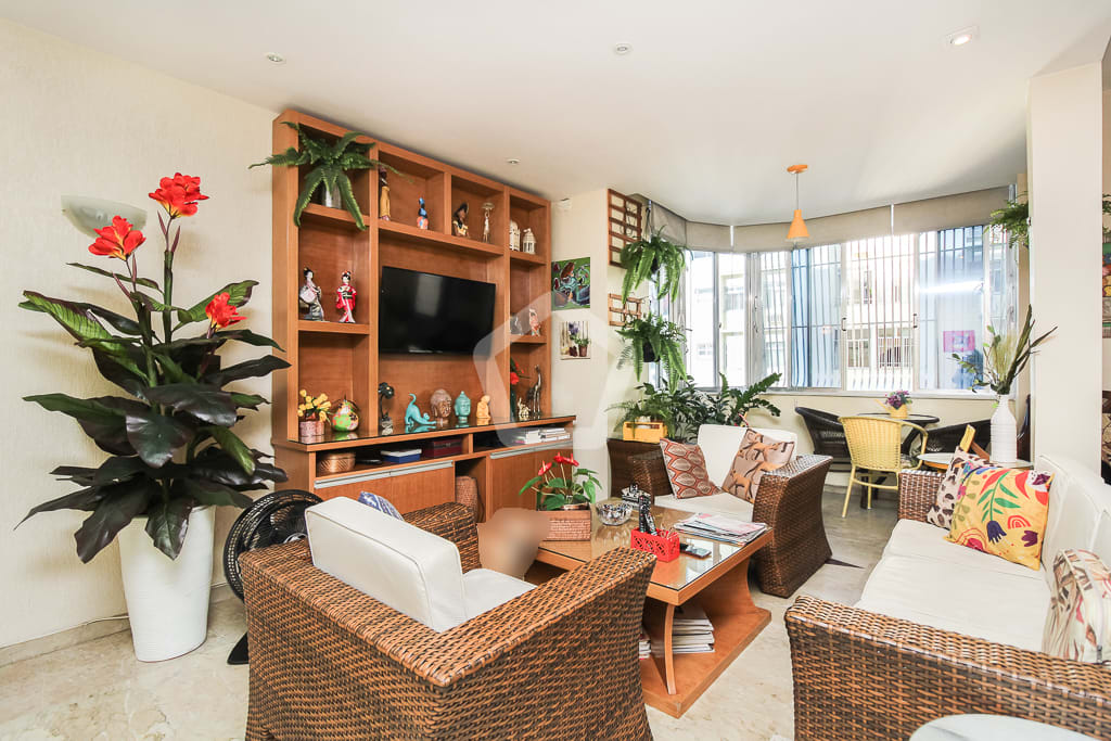 Imagem do imóvel ID-77882 na Avenida Nossa Senhora de Copacabana, Copacabana, Rio de Janeiro - RJ