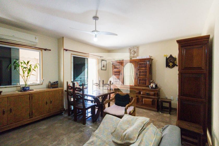 Imagem do imóvel ID-105748 na Rua Zoroastro Pamplona, Freguesia, Rio de Janeiro - RJ