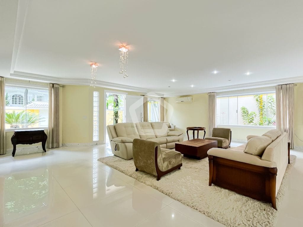 Imagem do imóvel ID-69656 na Rua Fala Amendoeira, Barra da Tijuca, Rio de Janeiro - RJ