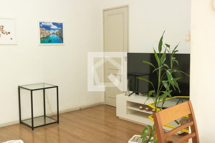 Imagem do imóvel ID-107399 na Rua Adalberto Aranha, Maracanã, Rio de Janeiro - RJ