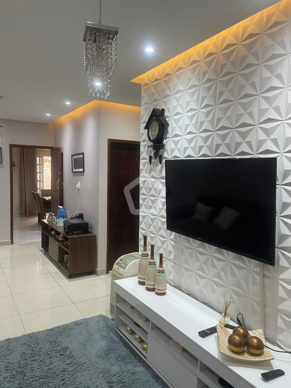 Imagem do imóvel ID-97021 na Rua Iguaçu, Parque Guarani, Várzea Paulista - SP