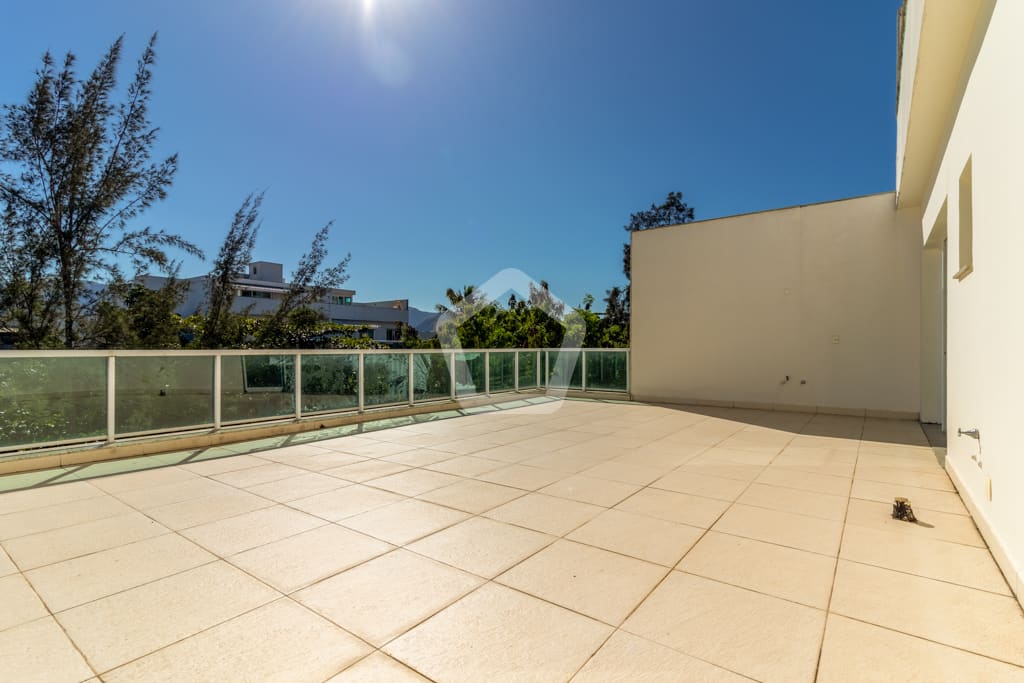 Imagem do imóvel ID-28029 na Rua Joaquim Moreira Neves, Recreio dos Bandeirantes, Rio de Janeiro - RJ