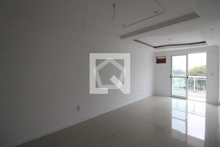 Imagem do imóvel ID-117136 na Estrada dos Três Rios, Freguesia, Rio de Janeiro - RJ