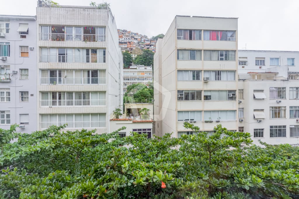 Imagem do imóvel ID-27913 na Rua Sá Ferreira, Copacabana, Rio de Janeiro - RJ