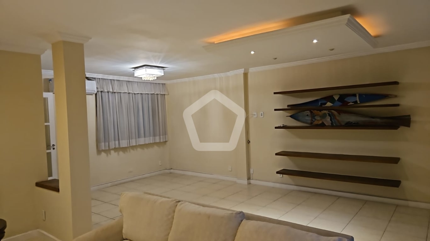 Imagem do imóvel ID-96120 na Rua Xavier da Silveira, Copacabana, Rio de Janeiro - RJ