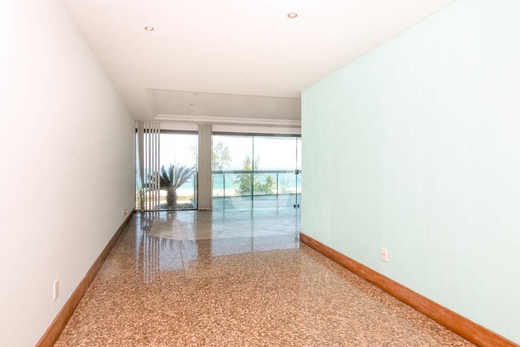 Imagem do imóvel ID-22058 na Avenida Lúcio Costa, Recreio dos Bandeirantes, Rio de Janeiro - RJ
