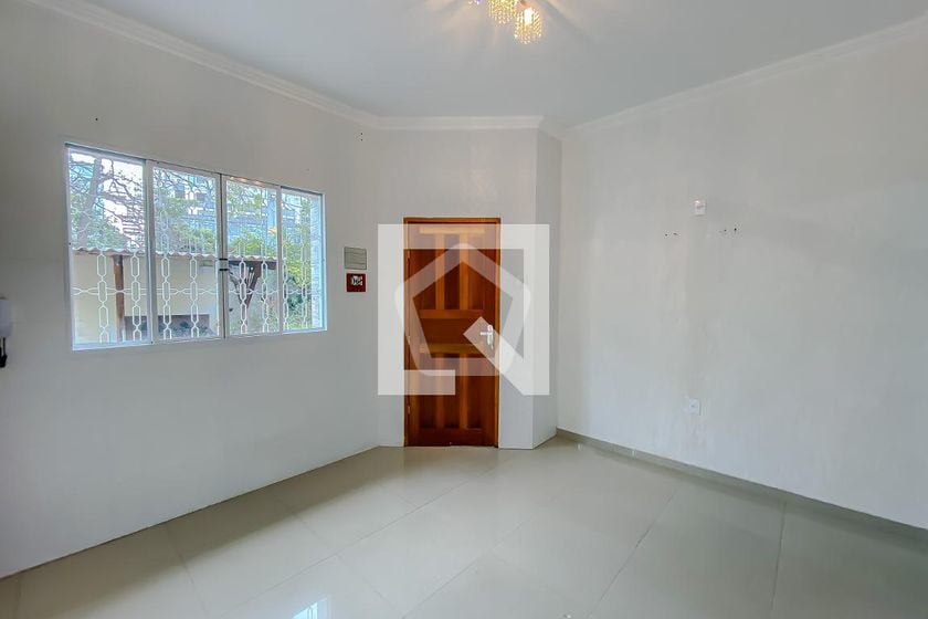 Imagem do imóvel ID-109873 na Rua Santa Catarina, Parque São Jorge, São Paulo - SP