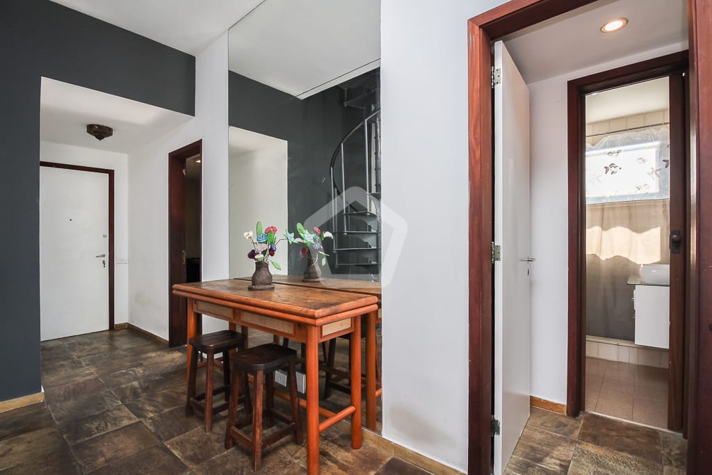 Imagem do imóvel ID-77822 na Avenida Bartolomeu Mitre, Leblon, Rio de Janeiro - RJ