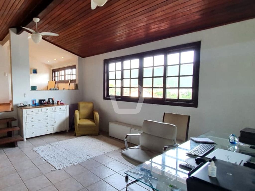 Imagem do imóvel ID-46428 na Rua Jornalista Newton Braga Melo, Itaipu, Niterói - RJ