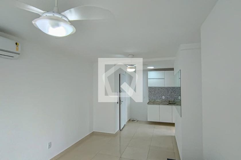 Imagem do imóvel ID-117753 na Estrada do Rio Grande, Taquara, Rio de Janeiro - RJ