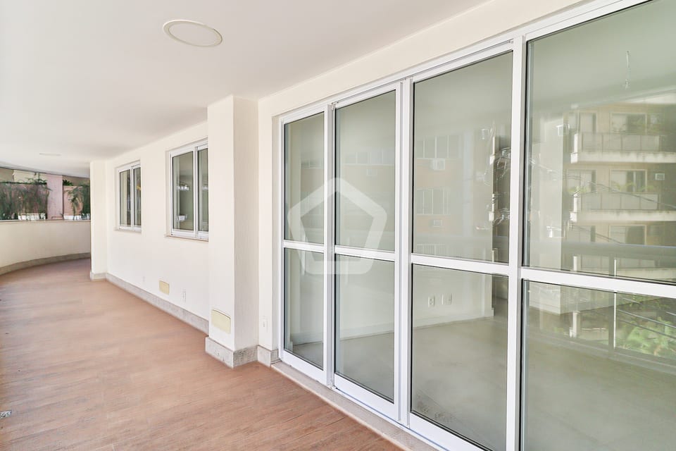 Imagem do imóvel ID-23665 na Rua Carvalho Azevedo, Lagoa, Rio de Janeiro - RJ