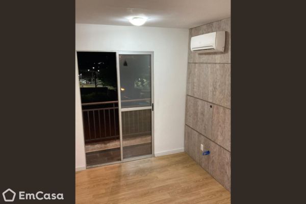 Imóvel na Avenida Presidente Tancredo Neves, Jardim Americano, São José dos Campos - SP - ID-30830