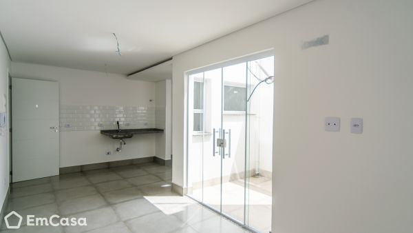 Imóvel na Rua dos Faveiros, Vila Alpina, Santo André - SP - ID-44743